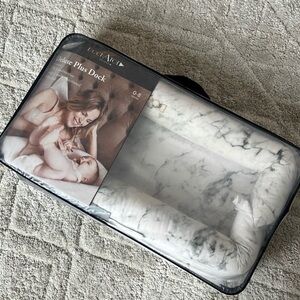 DockATot Deluxe Plus Dock - Marble